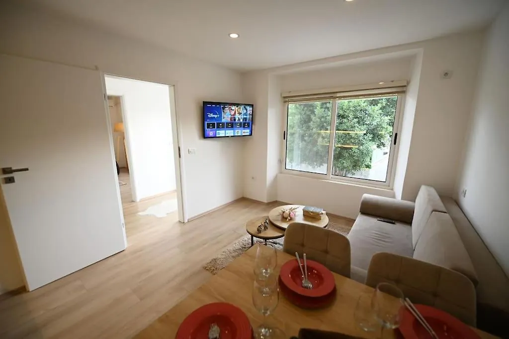Nika Suite Shkoder Apartment